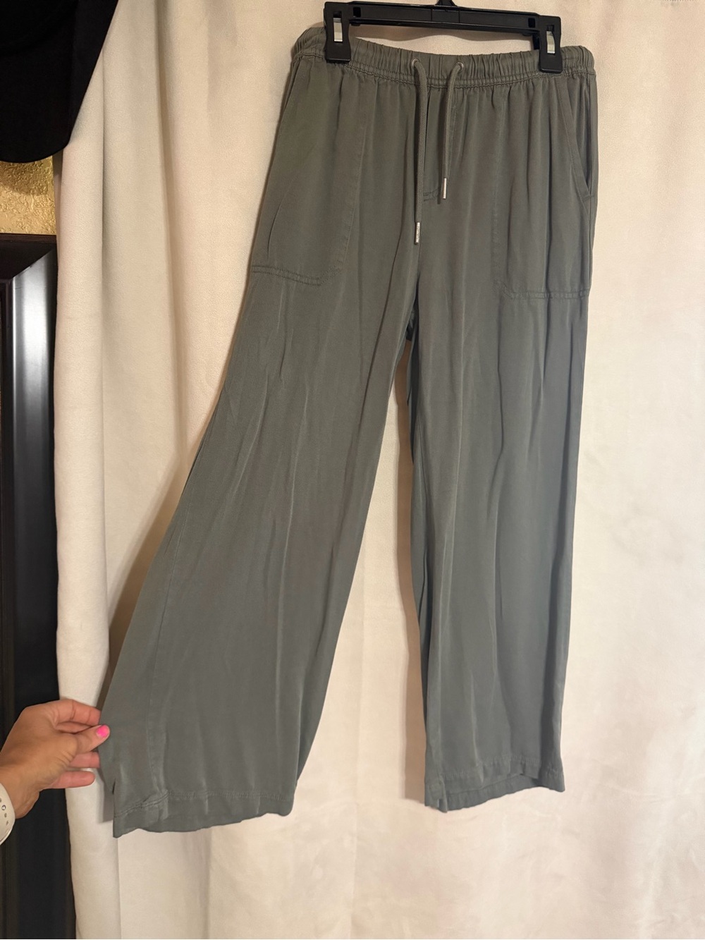 Splendid - XS Lightweight Drawstring Wide Leg Pants - Sage Green